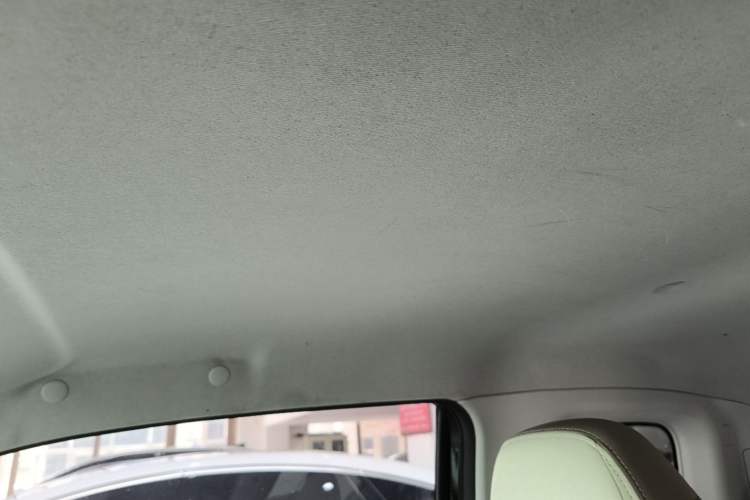Used Chery QQ Ice Cream 2024 Edition Youth Version 120km Milkshake Headliner