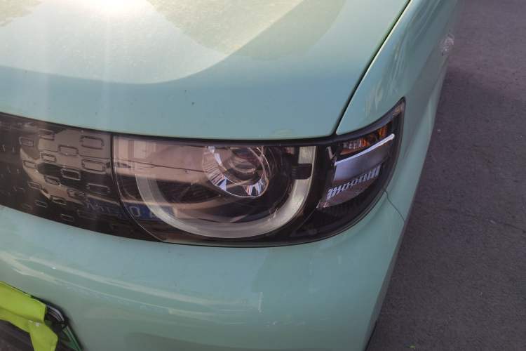 Used Chery QQ Ice Cream 2024 Edition Youth Version 205km Sundae Left Front Headlight