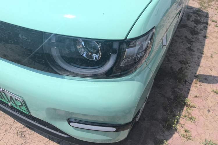 Used Chery QQ Ice Cream 2024 Youth Edition 205km Milkshake Left Front Headlight