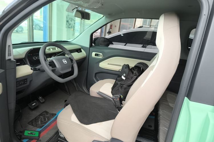 Used Chery QQ Ice Cream 2024 Edition Youth Version 120km Milkshake Left Front Seat