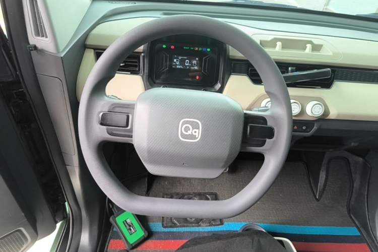 Used Chery QQ Ice Cream 2024 Edition Youth Version 120km Milkshake Steering Wheel