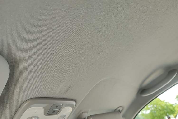 Used Chery QQ Ice Cream 2024 Edition Youth Version 205km Sundae Headliner