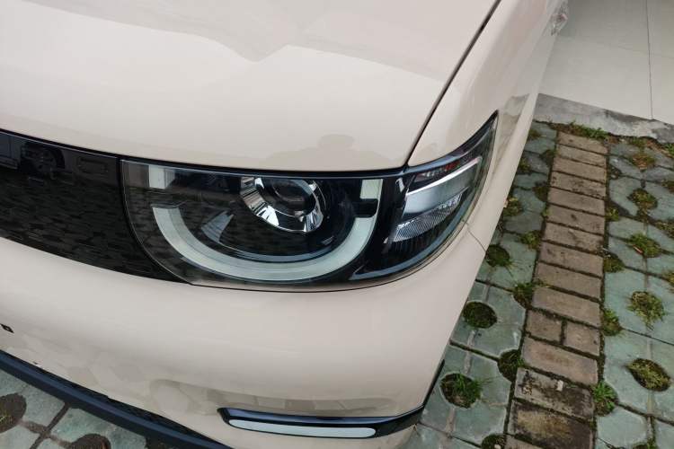 Used Chery QQ Ice Cream 2024 Edition Youth Version 205km Sundae Left Front Headlight