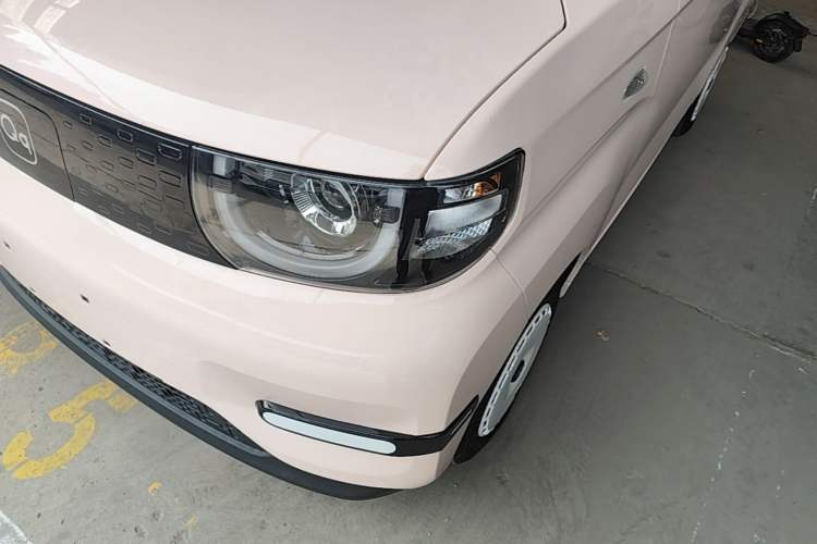 Used Chery QQ Ice Cream 2024 Edition Youth Version 205km Sundae Left Front Headlight