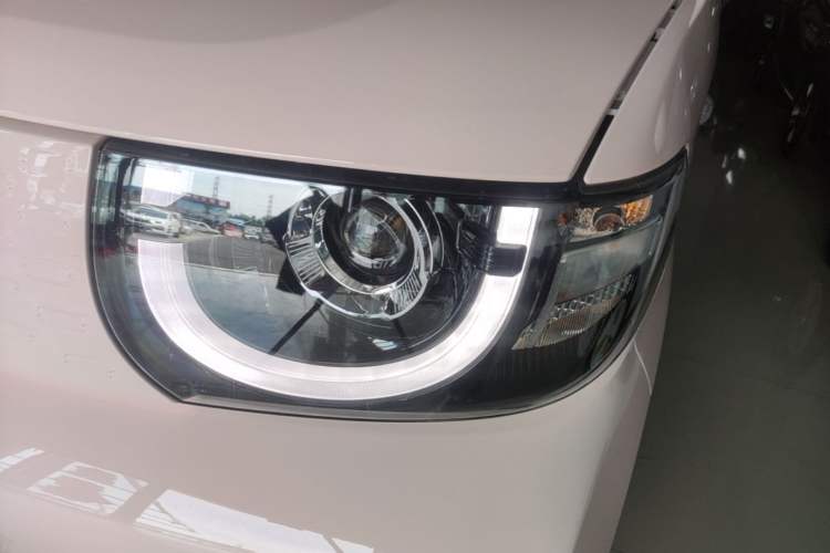 Used Chery QQ Ice Cream 2024 170km Milkshake Left Front Headlight