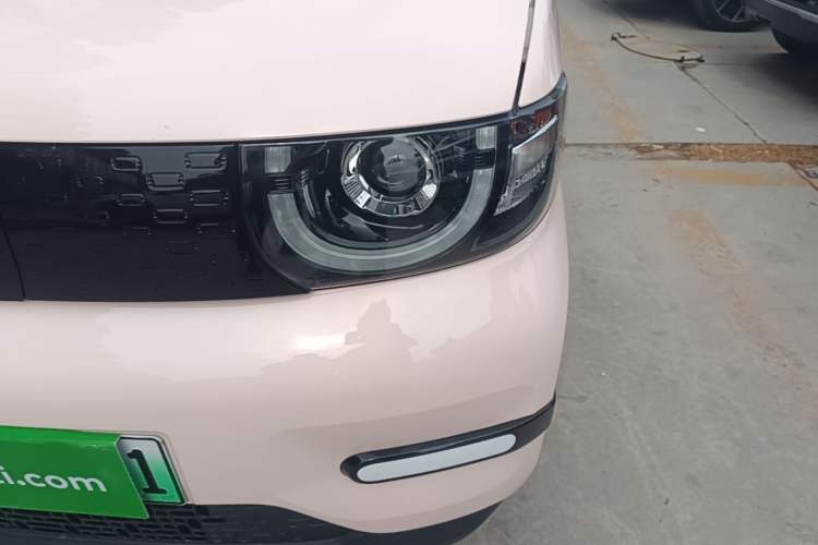 Used Chery QQ Ice Cream 2024 Edition Youth Version 205km Sundae Left Front Headlight