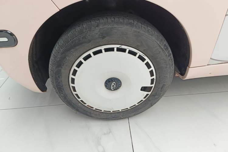 Used Chery QQ Ice Cream 2024 170km Sundae Left Front Wheel Hub