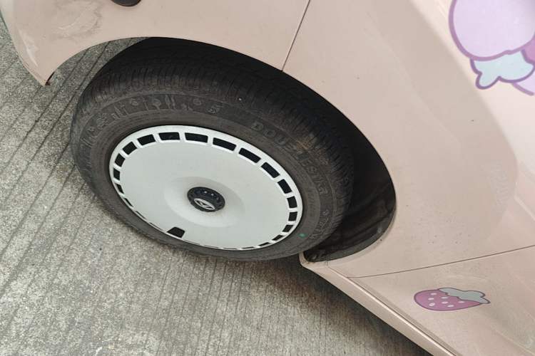 Used Chery QQ Ice Cream 2024 205km Sundae Left Front Wheel Hub