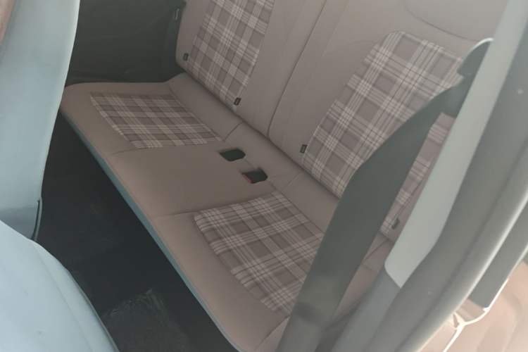 Used Chery QQ Ice Cream 2024 Edition Youth Version 205km Sundae Left Rear Seat