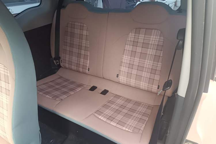 Used Chery QQ Ice Cream 2024 Edition Youth Version 205km Sundae Left Rear Seat