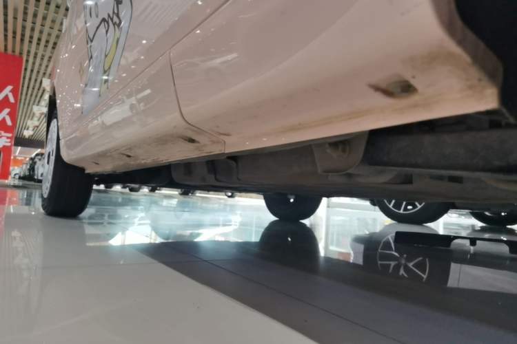 Used Chery QQ Ice Cream 2024 Edition Youth Version 205km Sundae Left Side Sill