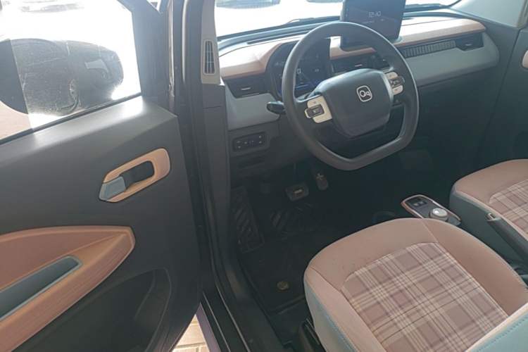 Used Chery QQ Ice Cream 2024 Edition Youth Version 205km Sundae Driver Seat