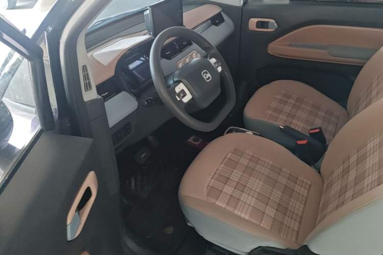 Used Chery QQ Ice Cream 2024 Edition Youth Version 205km Sundae Driver Seat