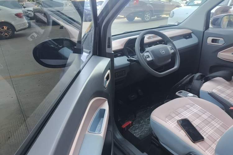 Used Chery QQ Ice Cream 2024 170km Sundae Driver Seat