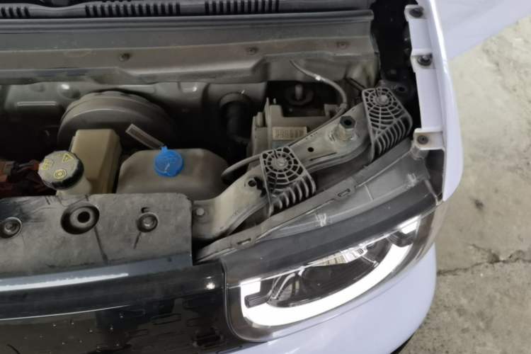 Used Chery QQ Ice Cream 2024 120km Cone Engine Bay Left