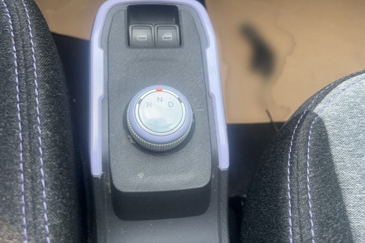 Used Chery QQ Ice Cream 2024 170km Milkshake Gear Lever
