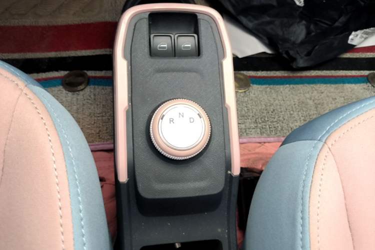 Used Chery QQ Ice Cream 2024 170km Sundae Gear Lever