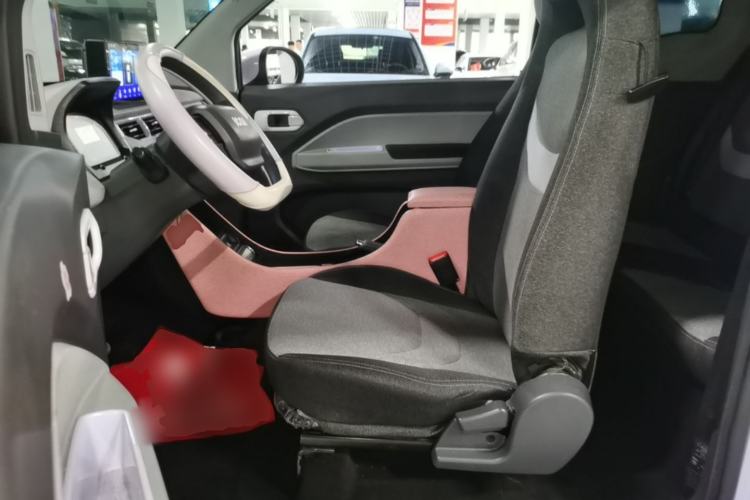 Used Chery QQ Ice Cream 2024 120km Milkshake Left Front Seat