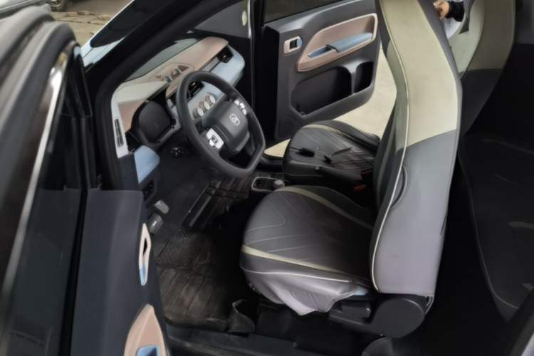 Used Chery QQ Ice Cream 2024 120km Cone Left Front Seat