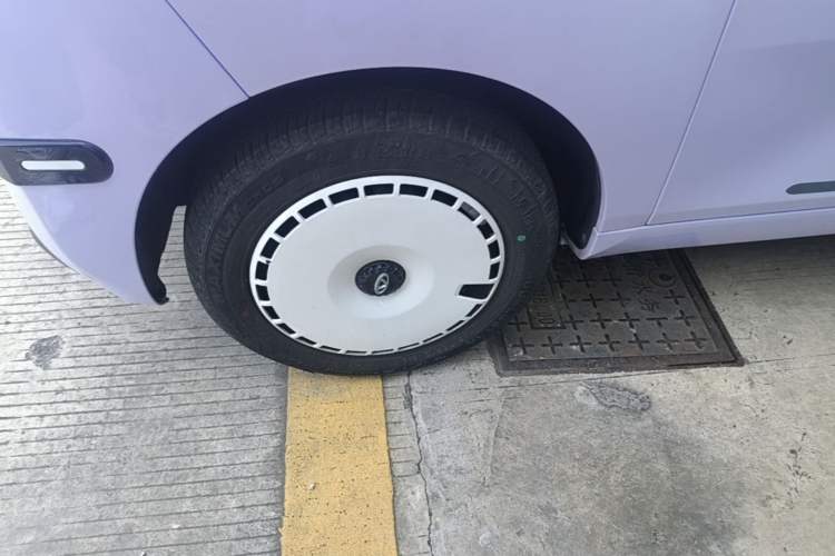 Used Chery QQ Ice Cream 2024 170km Sundae Left Front Wheel Hub