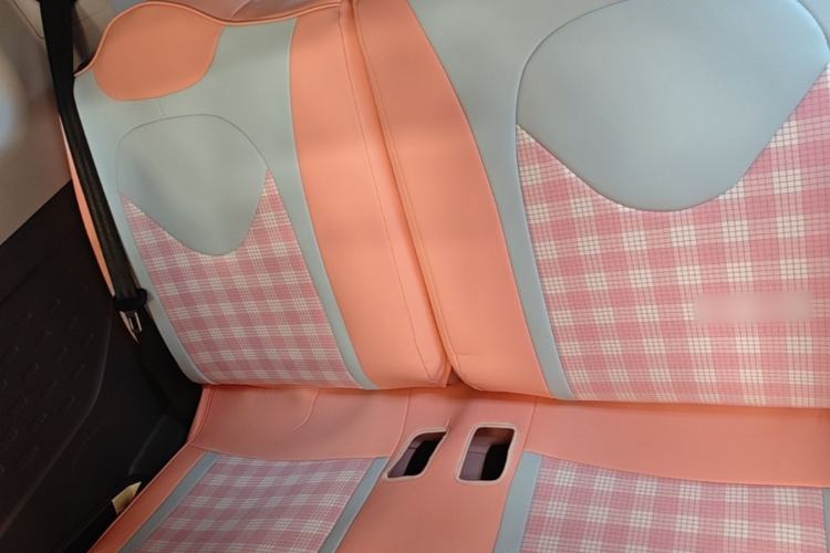 Used Chery QQ Ice Cream 2024 120km Milkshake Left Rear Seat