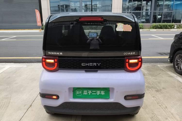 Used Chery QQ Ice Cream 2024 Edition Youth Version 205km Sundae Rear