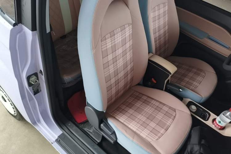 Used Chery QQ Ice Cream 2024 Edition Youth Version 205km Sundae Right Front Seat