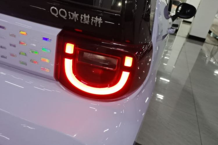 Used Chery QQ Ice Cream 2024 120km Milkshake Right Rear Taillight