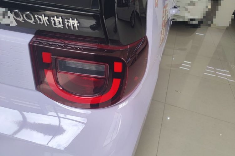 Used Chery QQ Ice Cream 2024 170km Milkshake Right Rear Taillight