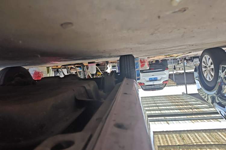 Used Chery QQ Ice Cream 2024 170km Sundae Right Side Sill