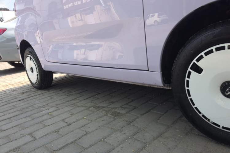 Used Chery QQ Ice Cream 2024 205km Sundae Right Side Sill