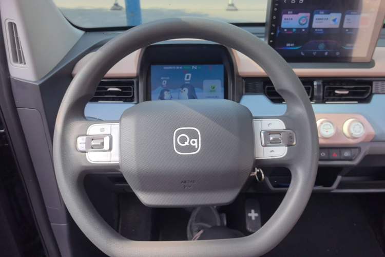 Used Chery QQ Ice Cream 2024 205km Sundae Steering Wheel