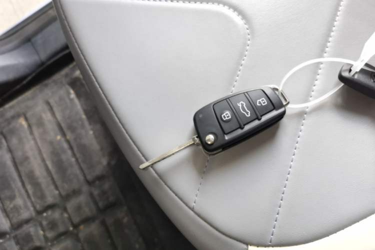 Used Chery QQ Ice Cream 2024 120km Cone Vehicle Key
