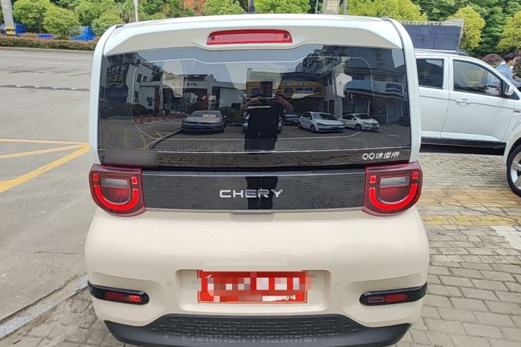 Used Chery QQ Ice Cream 2024 Edition Youth Version 205km Sundae Rear