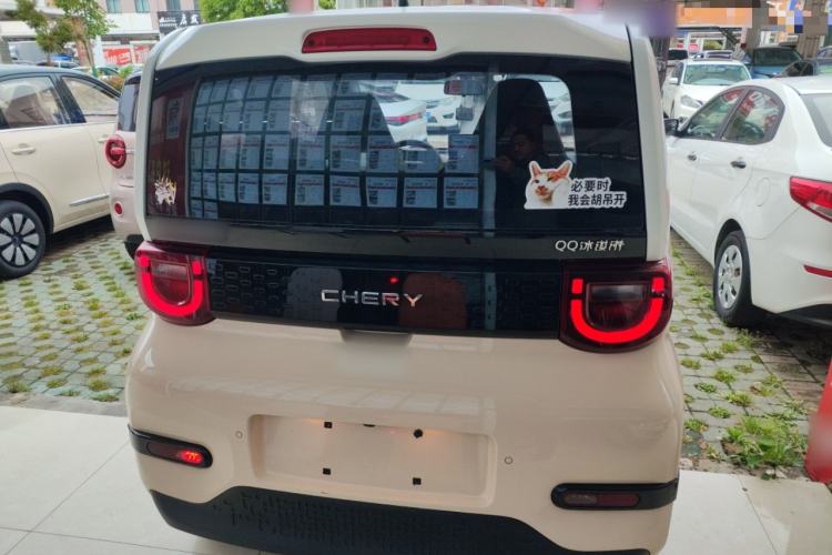 Used Chery QQ Ice Cream 2024 Edition Youth Version 205km Sundae Rear