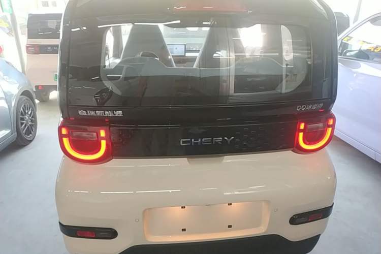 Used Chery QQ Ice Cream 2024 Edition Youth Version 205km Sundae Rear