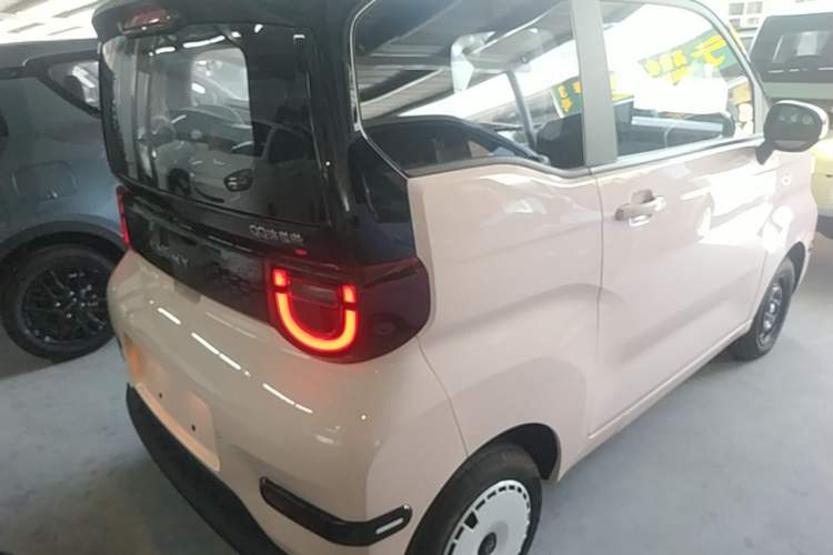 Used Chery QQ Ice Cream 2024 Edition Youth Version 205km Sundae Rear Right 45 Deg
