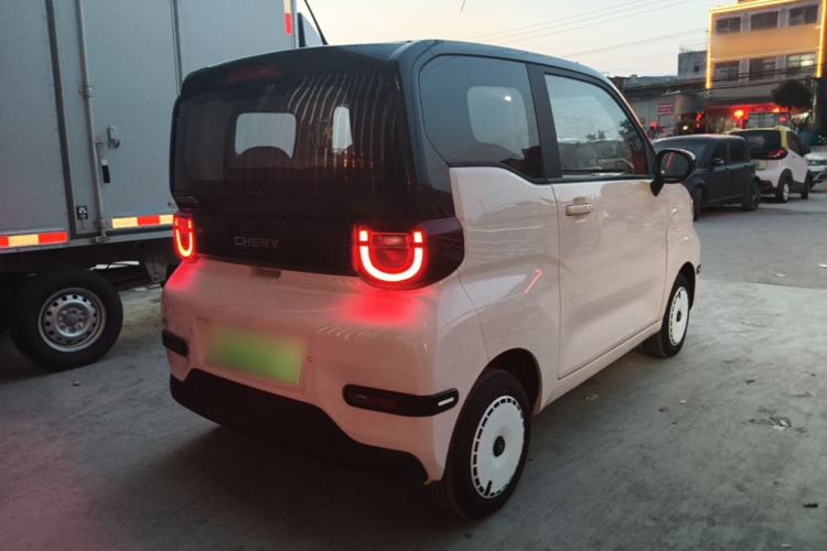 Used Chery QQ Ice Cream 2024 Edition Youth Version 205km Sundae Rear Right 45 Deg