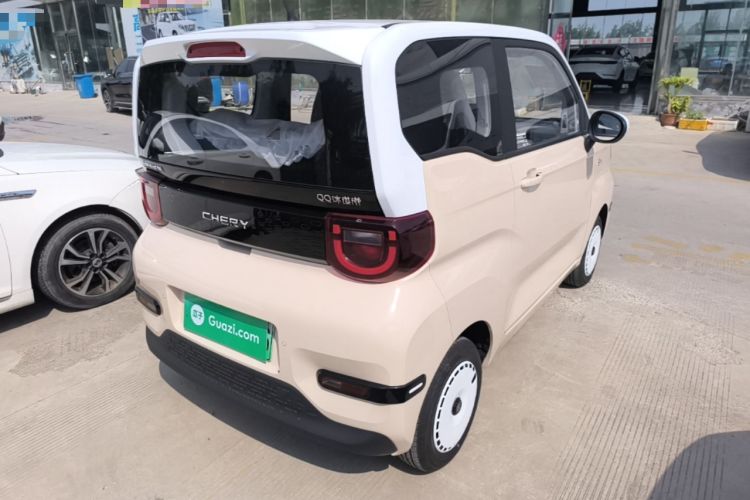 Used Chery QQ Ice Cream 2024 Youth Edition 205km Milkshake Rear Right 45 Deg