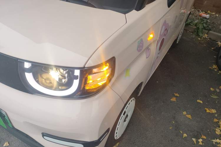 Used Chery QQ Ice Cream 2024 Edition Youth Version 205km Sundae Left Front Headlight