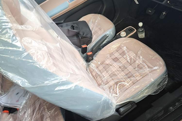 Used Chery QQ Ice Cream 2024 Edition Youth Version 205km Sundae Right Front Seat