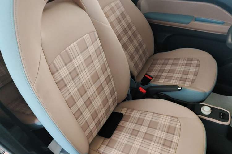 Used Chery QQ Ice Cream 2024 Edition Youth Version 205km Sundae Right Front Seat