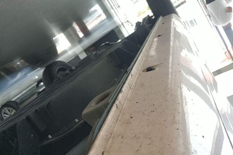 Used Chery QQ Ice Cream 2024 Edition Youth Version 205km Sundae Right Side Sill