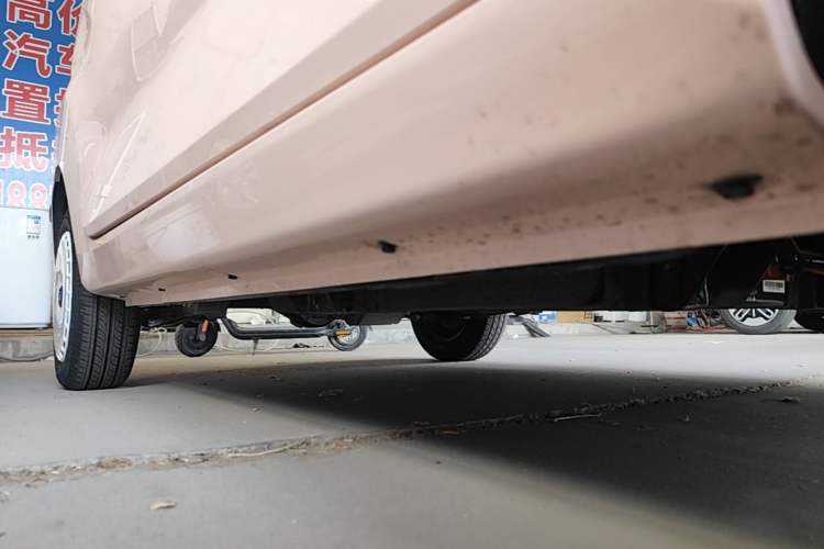 Used Chery QQ Ice Cream 2024 Edition Youth Version 205km Sundae Right Side Sill