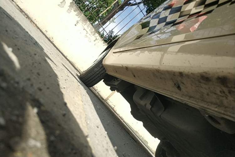 Used Chery QQ Ice Cream 2024 170km Sundae Right Side Sill