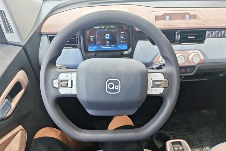 Used Chery QQ Ice Cream 2024 Edition Youth Version 205km Sundae Steering Wheel