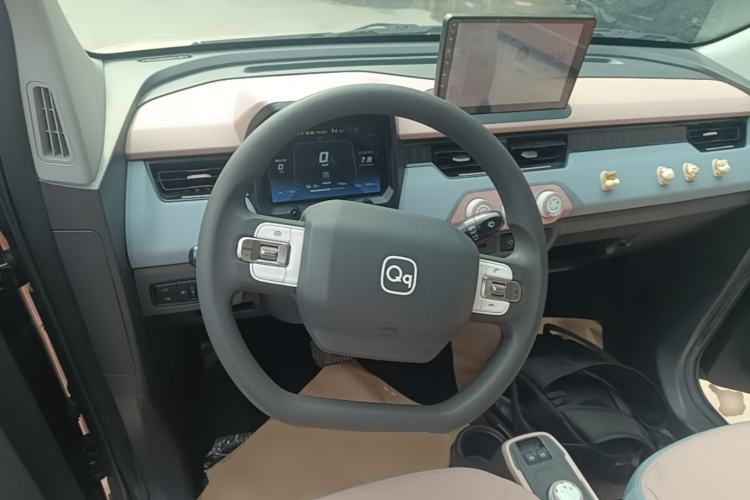 Used Chery QQ Ice Cream 2024 Edition Youth Version 205km Sundae Steering Wheel