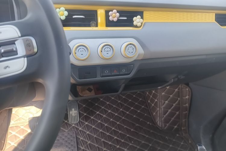 Used Chery QQ Ice Cream 2024 120km Milkshake Audio And AC Panel