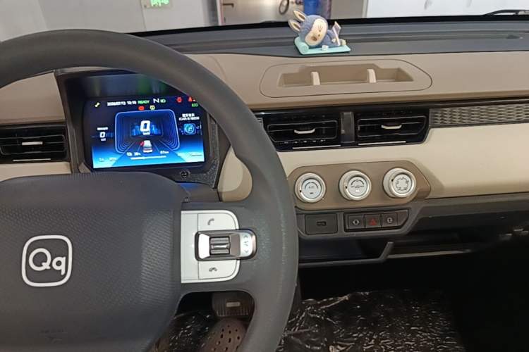 Used Chery QQ Ice Cream 2024 170km Sundae Audio And AC Panel