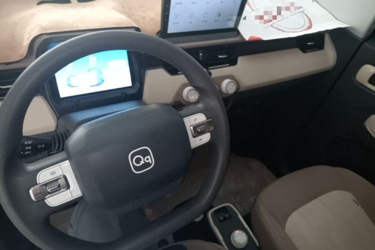 Used Chery QQ Ice Cream 2024 205km Sundae Center Console